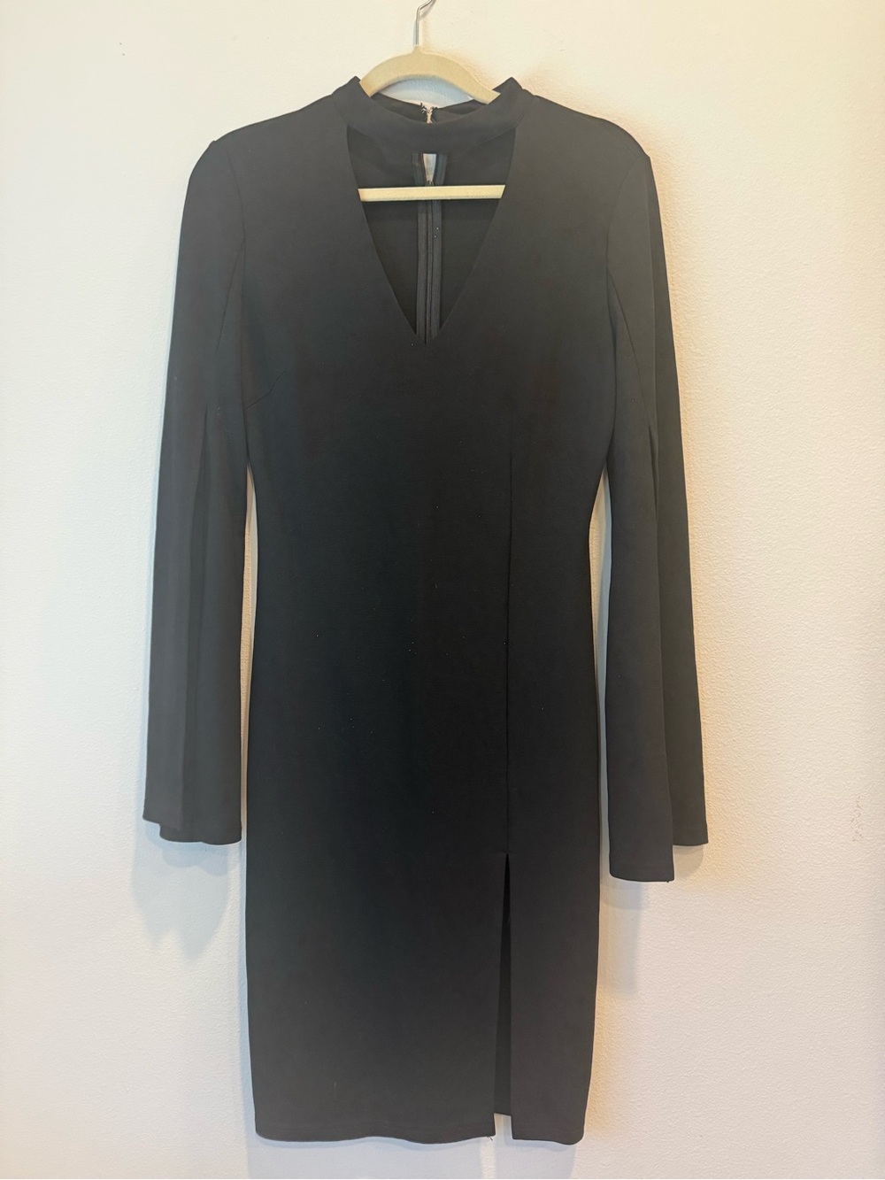 Black Long-Sleeve V-Neck Cutout Sheath Dress